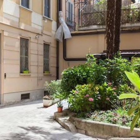 Exquisite Stay Via Crema Milan Luaran gambar