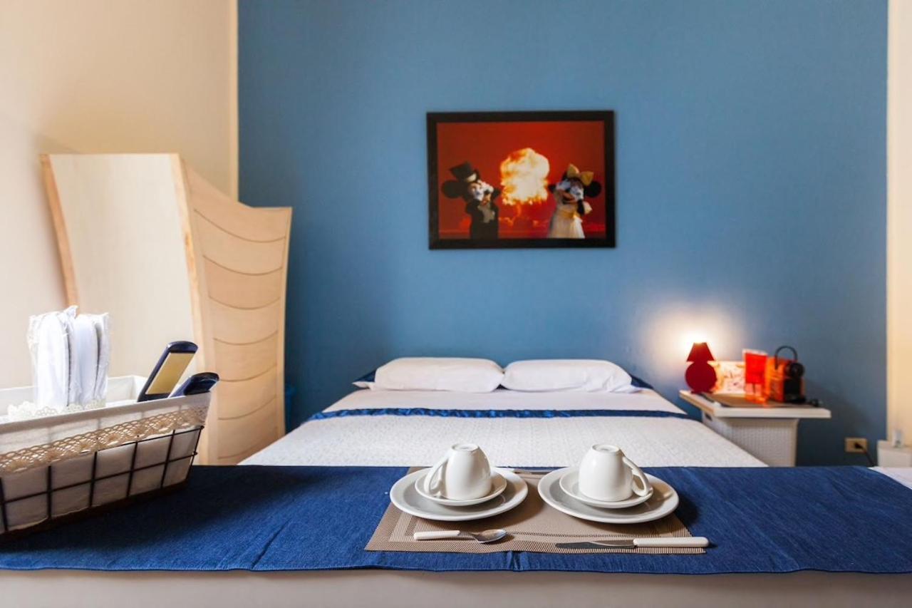 Exquisite Stay Via Crema Milan Luaran gambar