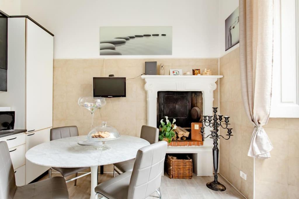 Exquisite Stay Via Crema Milan Luaran gambar