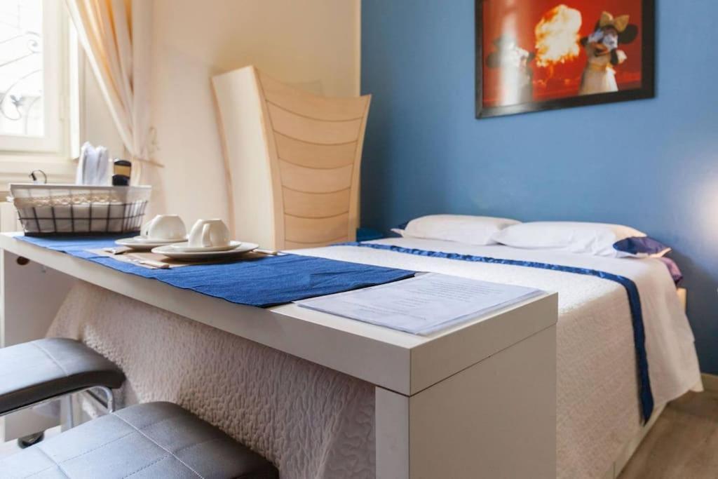 Exquisite Stay Via Crema Milan Luaran gambar